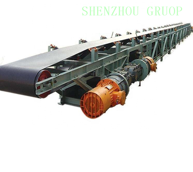 Produktionslinie für organische Düngemittel in Palmenzweigen. Produktionslinie für Pulverdünger